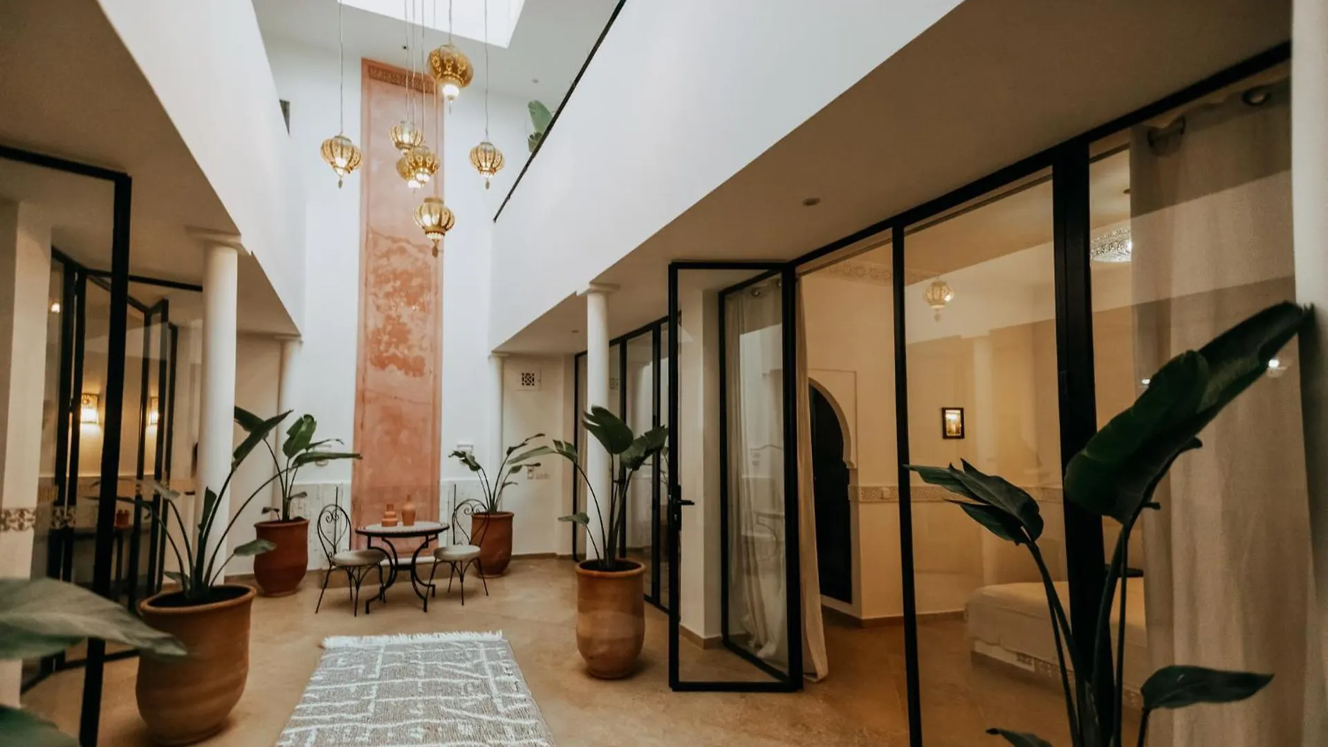 Riad Privatisation, Heated Pool Marrakesh Morocco